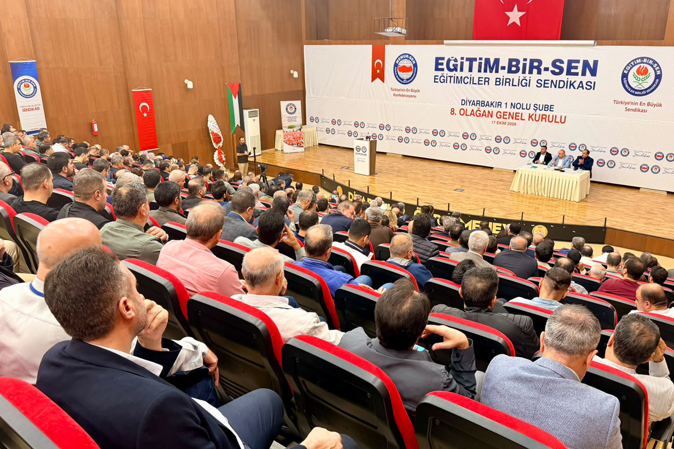 Eğitim Bir-Sen Diyarbakır 1 nolu Şube Başkanı Ramazan Tekdemir güven tazeledi