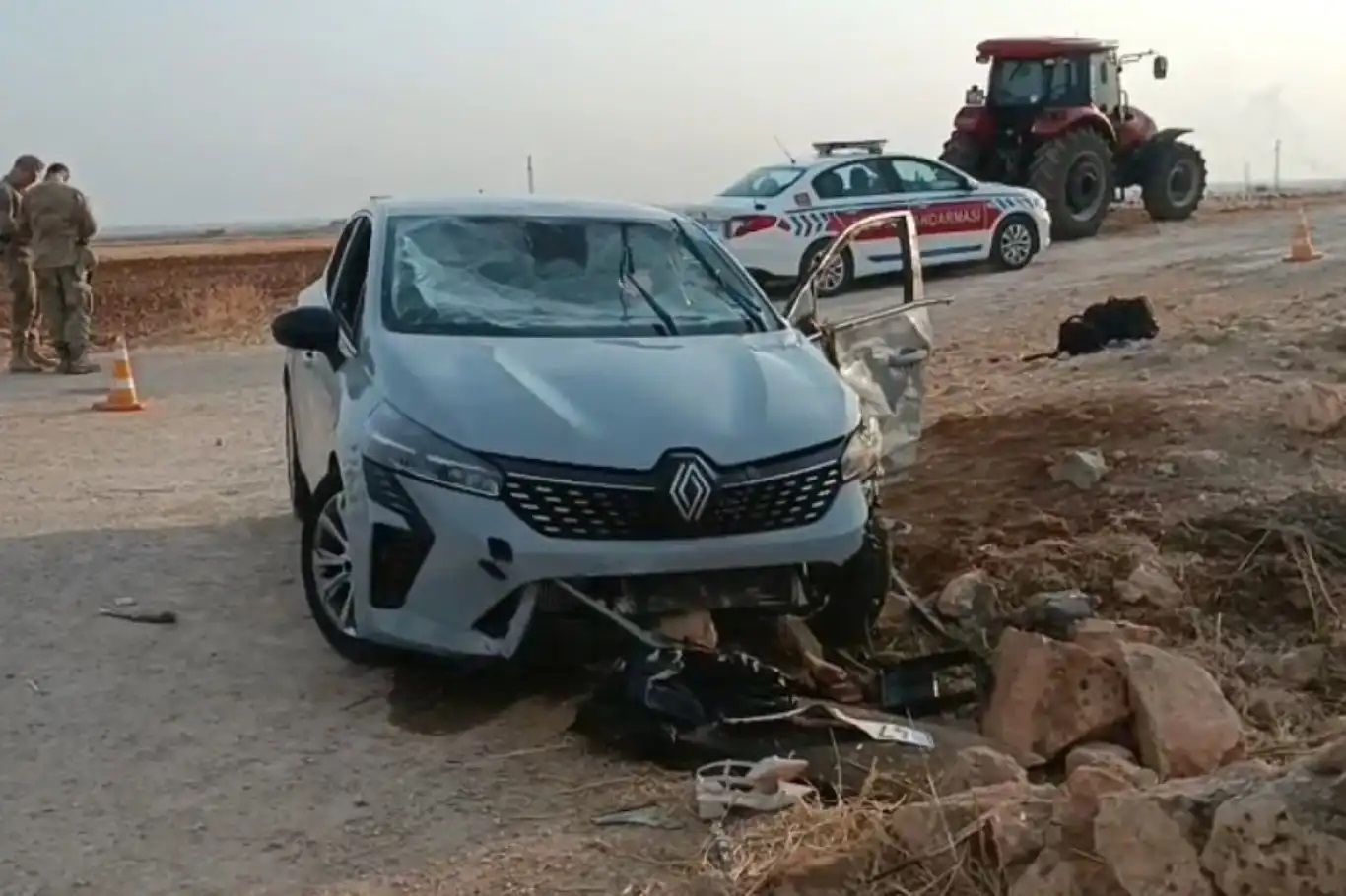 Mardin’in Nusaybin ilçesinde feci kaza: Aynı aileden 4’ü çocuk 6 ölü