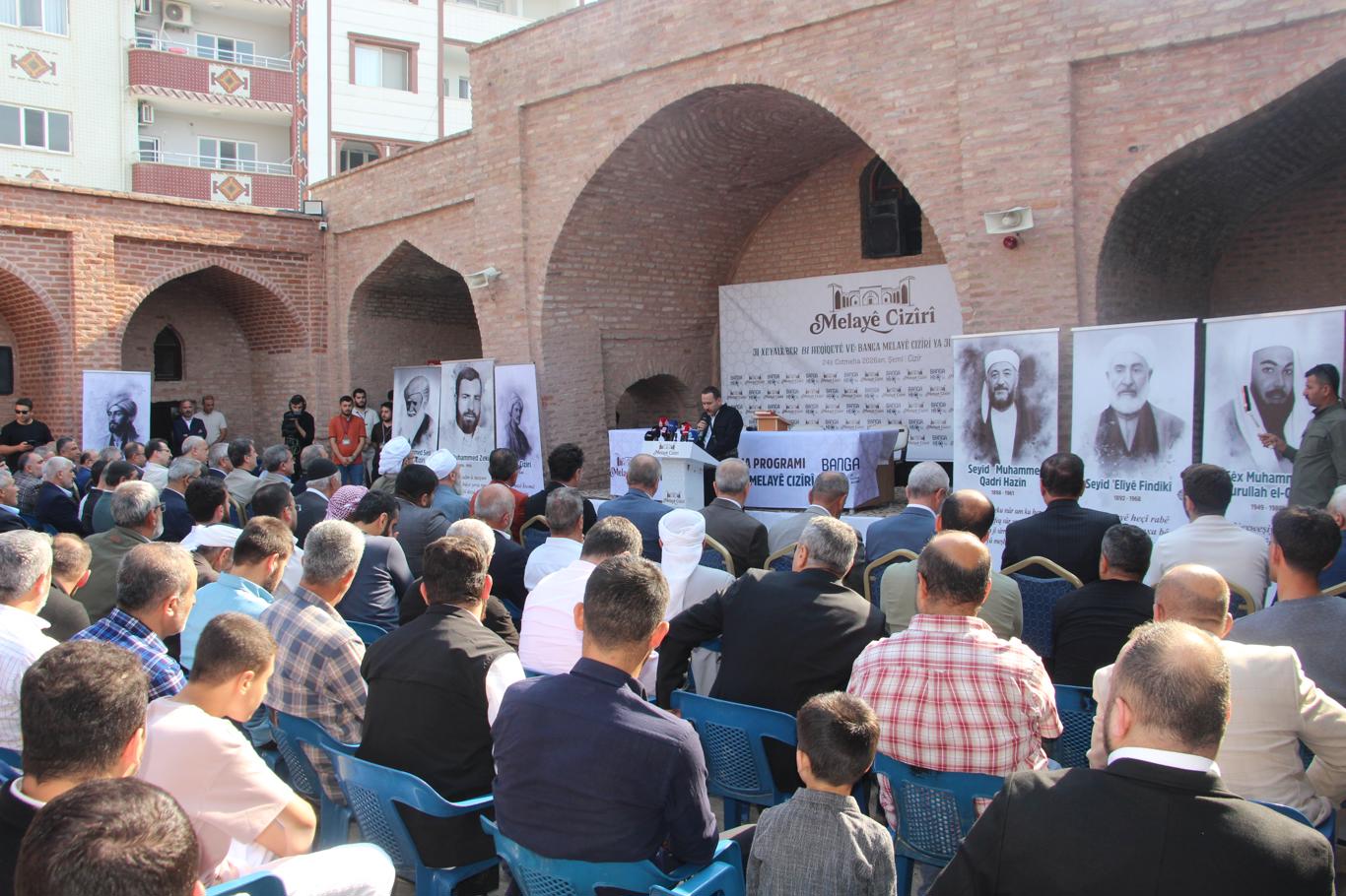 "Melayê Cizîrî" paneli katılımcıları: Bu tür programlar ilim ve irfanımıza yeniden dönmemiz açısından çok önemli