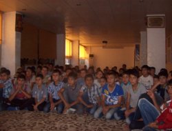 "Müslüman çocuk üzerine oynanan oyunlar"