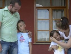 Yunanistan'da en büyük kriz yetimler!