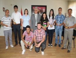 Batmanlı gençlere ödül yağdı