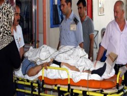 Ağaç yerine ayağını kesti