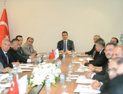 Çelik: Türkiye'de kriz yok