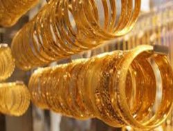 Altın'da hızlı düşüş sürüyor