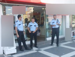 Şanlıurfa'da GSM bayilerine eş zamanlı baskın