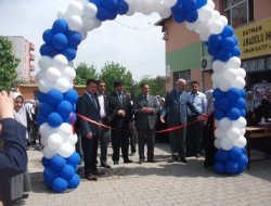 Her gün on kuruşla 8 yetime sponsor oldular