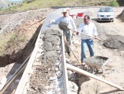 Kale Mezarlığında ihata çalışmaları yapılıyor