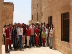 Kaymakamdan çocuklara gezi jesti