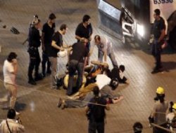 Taksim'de gözaltılar var