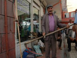 Tırpancılar Teknolojiye direniyor!