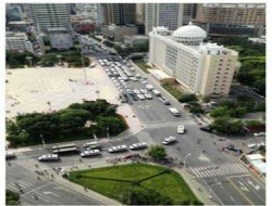 Doğu Türkistan'da tanklar yürüyor