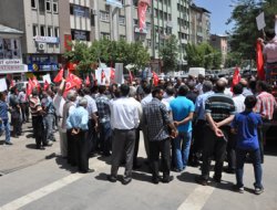 Korucular sokağa indi