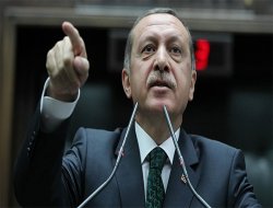 Hitler pankartına soruşturma