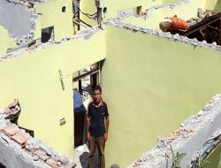 Evin çatısını sattıran ayrılık