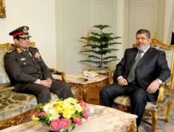 Mısırlı muhaliflerin yeni umudu El Sisi kimdir?