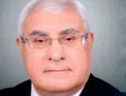 Mısır'da, Hristiyan olan geçici hükümet başkanı göreve başladı