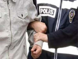 Dolandırıcılar bankada yakalandı