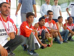 Engelliler arası futbol turnuvası sona erdi