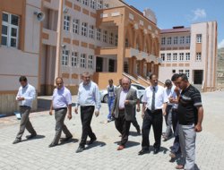 Van Milli Eğitim Müdürü okul inşaatlarını inceledi