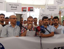 Mısır'daki darbe Elazığ'da lanetlendi