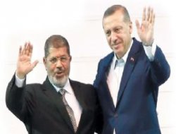 İran: ABD Mursi ve Erdoğan'ı gözden çıkardı!