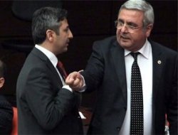 '10. Yıl Marşı faşist bir marştır'