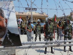 Seçilmiş bir hükümet askeri güçle devrilemez