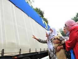 Srebrenitsa kurbanları için Saraybosna'da tören