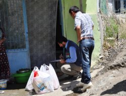 Nuh Eğitim Der'in Ramazan yardımları başladı