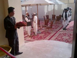 Taliban Katar`daki Ofisini Kapattı