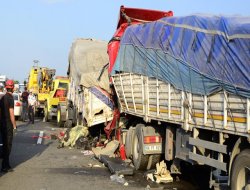 TEM'de kaza: 1 ölü, 1 yaralı