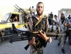 Libya içişleri bakanlığı faaliyetlerine tekrar başladı