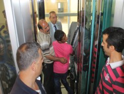 YYÜ'den engellilere asansör hizmeti