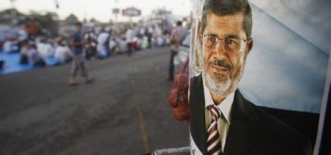 "Amerika Mursi karşıtı gösteriler için para verdi?"