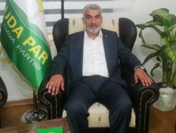 Yapıcıoğlu'ndan Ahmet Türk'e taziye telefonu