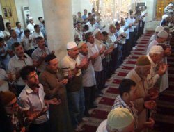 Mısır'da katledilenler için gıyabi cenaze namazı kılındı