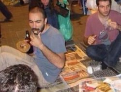 Geziciler Birayla İftar Yaptı