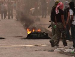 Suriye`de 42 Kişi Öldü