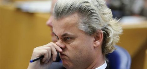 İslam Düşmanı Yine İşbaşında