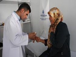 İBB'den meydanlarda sağlık hizmeti