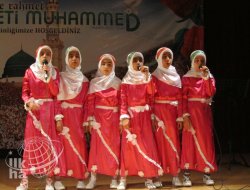 Aliağa'da Peygamber Sevdası Salona Sığmadı