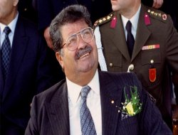 Adli Tıp Özal'ın kıllarını neden incelemedi