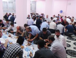 Best-Der esnaf ve halkla iftarda buluştu