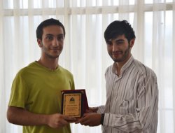 YGS-LYS sınavında dereceye giren öğrenciye ödül