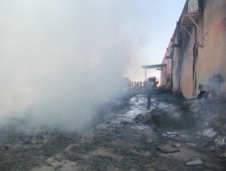 Diyarbakır'da çıkan yangın korkuttu video