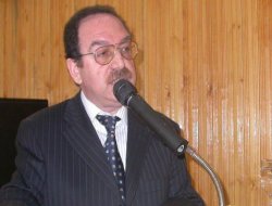 Hatip Dicle annesinin cenazesine katılmadı