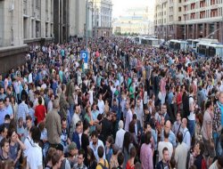 Rusya`da Putin karşıtı dev gösteri