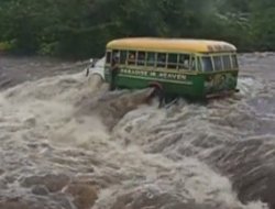 Otobüste can pazarı