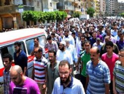 Mısır Mansura'daki olaylara tepkiler büyüyor